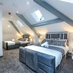 *f4gh For Your Relaxed & Cosy + Free Parking + Free Fast Wifi * Apartamento *