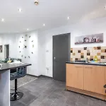 *f4gh For Your Relaxed & Cosy + Free Parking + Free Fast Wifi * * Leeds (West Yorkshire)