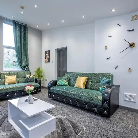 *f4gh For Your Relaxed & Cosy + Free Parking + Free Fast Wifi *