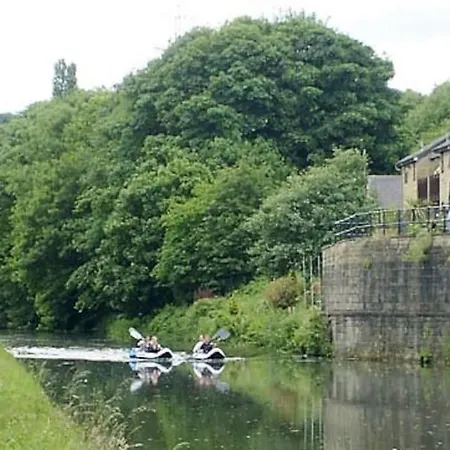 *f4gh For Your Relaxed & Cosy + Free Parking + Free Fast Wifi *