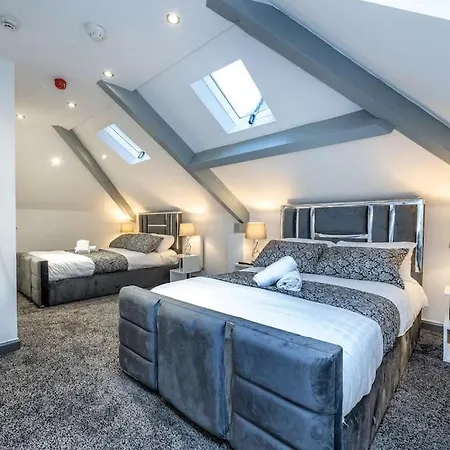 *f4gh For Your Relaxed & Cosy + Free Parking + Free Fast Wifi * Апартаменти *