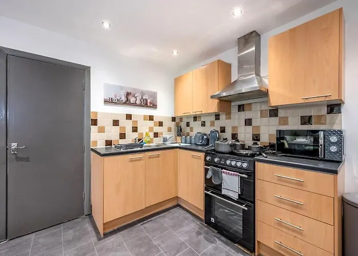 Apartment *f4gh For Your Relaxed & Cosy + Free Parking + Free Fast Wifi * Leeds (West Yorkshire)