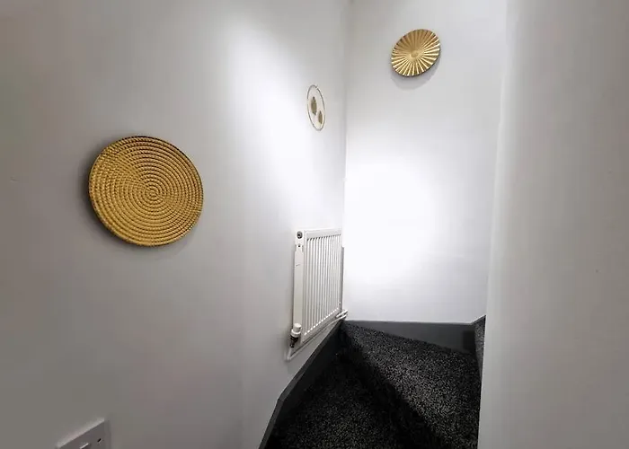 Apartment *f4gh For Your Relaxed & Cosy + Free Parking + Free Fast Wifi * *