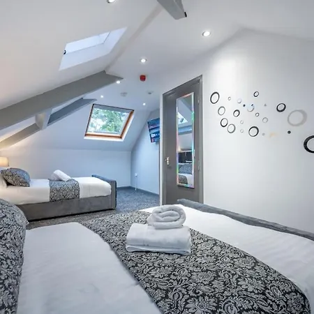 *f4gh For Your Relaxed & Cosy + Free Parking + Free Fast Wifi * Apartmán