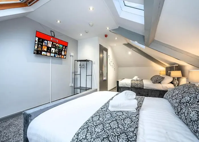 Daire *f4gh For Your Relaxed & Cosy + Free Parking + Free Fast Wifi *