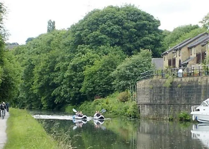 *f4gh For Your Relaxed & Cosy + Free Parking + Free Fast Wifi *