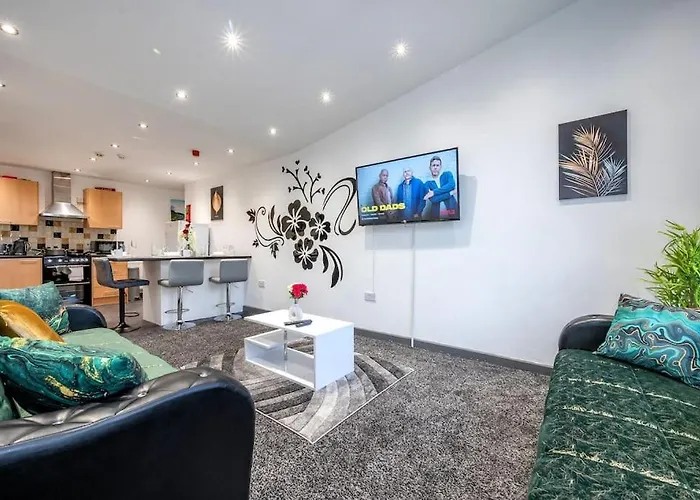 Daire *f4gh For Your Relaxed & Cosy + Free Parking + Free Fast Wifi * *